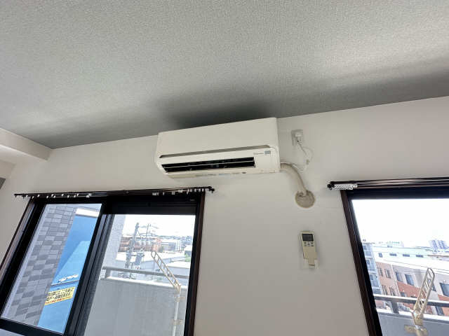 エアコン(リビング)