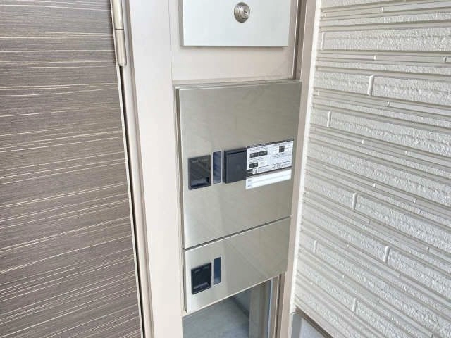 宅配ボックス