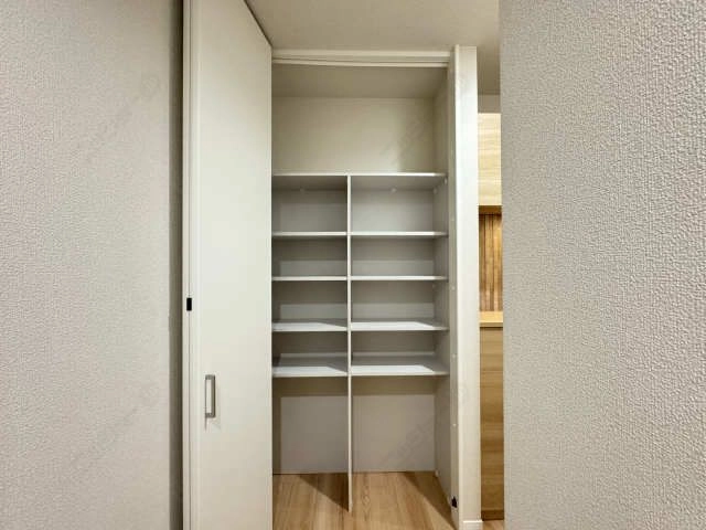 収納（通路）