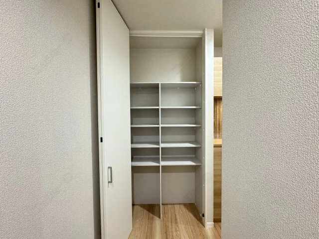 収納（通路）