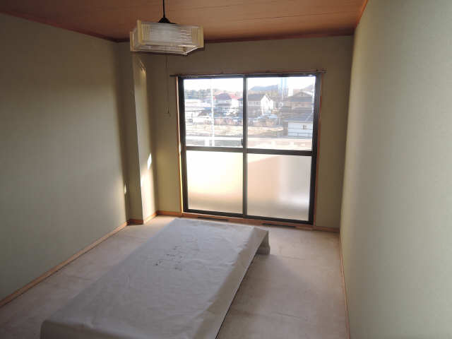 和室（入居決定後、畳いれます）