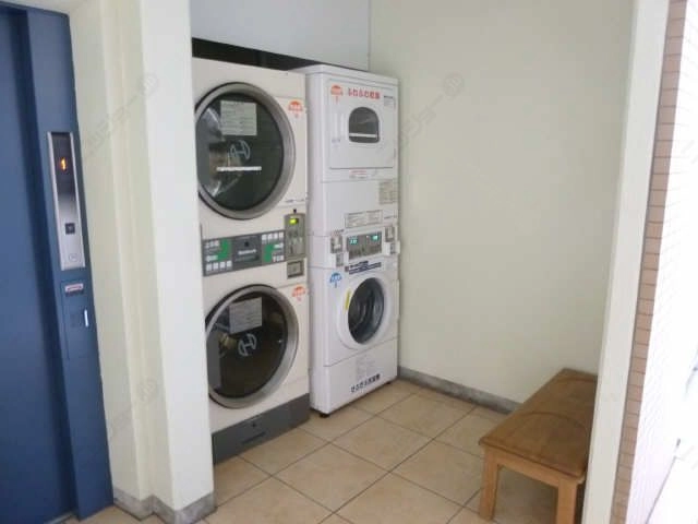 コインランドリー