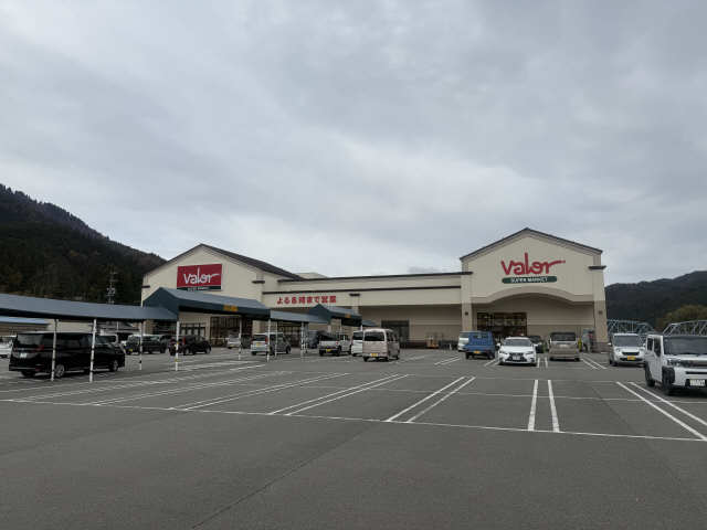 バロー郡上白鳥店