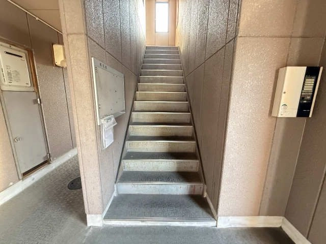 中階段
