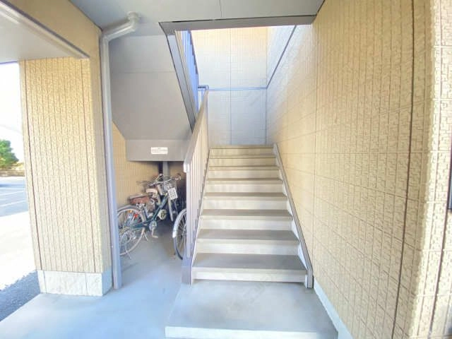 中階段