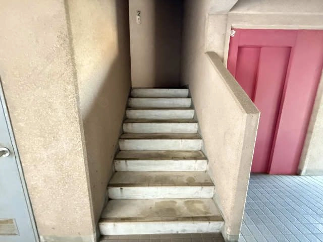 中階段
