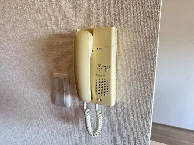 インターホン