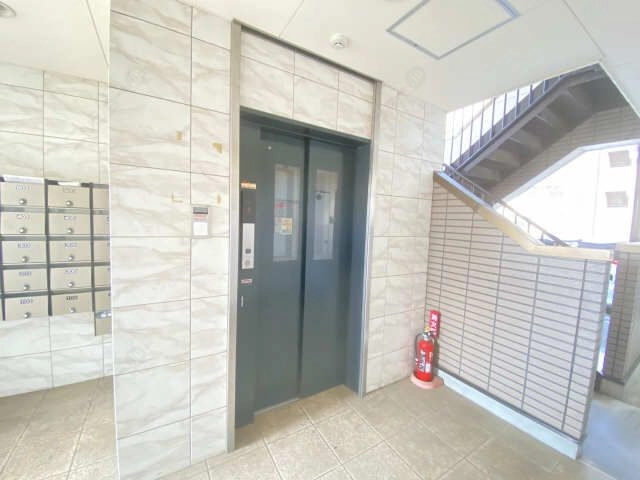 エレベーター