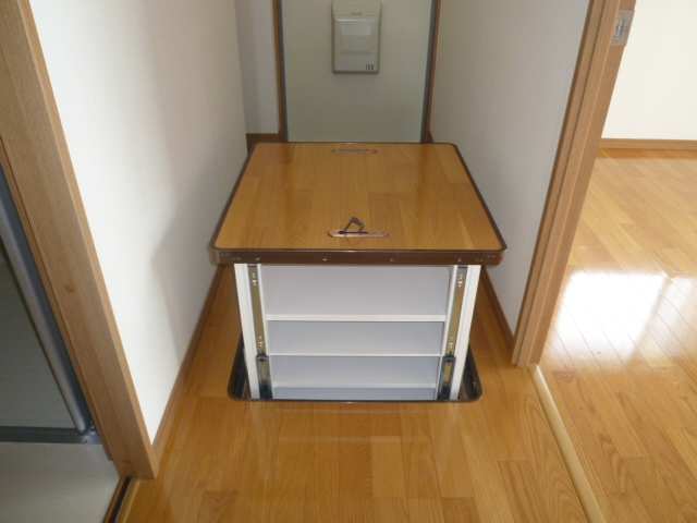 床下収納下駄箱