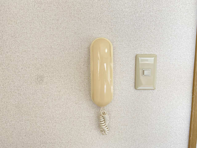 インターホン