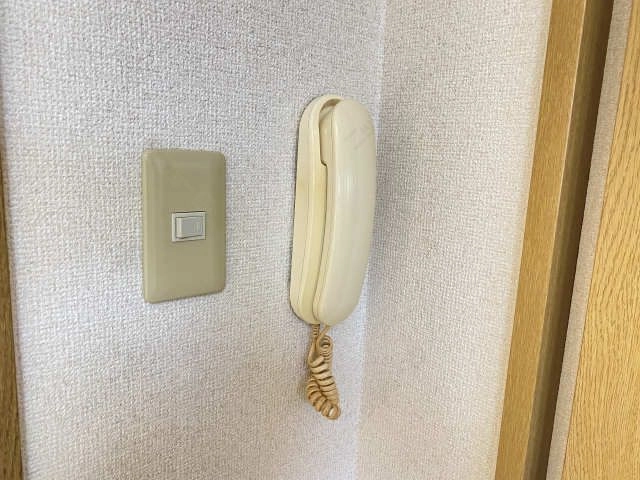 インターホン