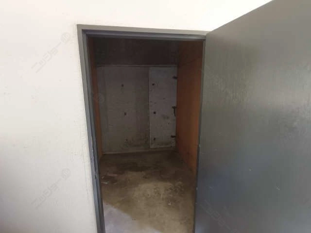 各戸物置付