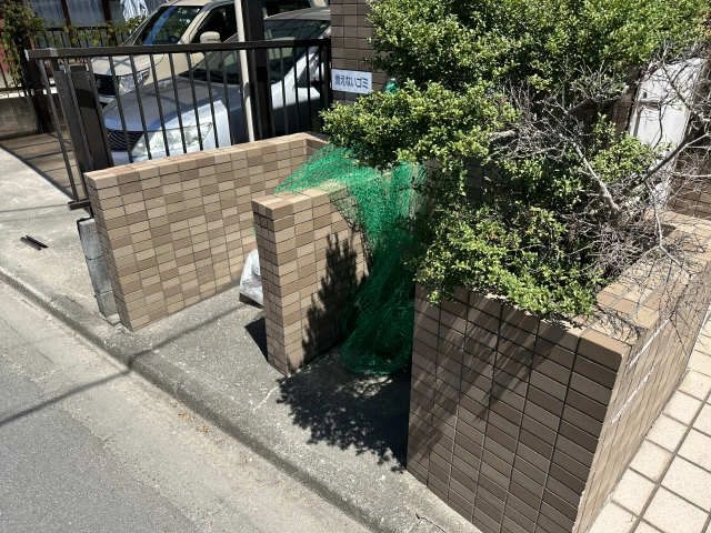 敷地内ゴミ置場