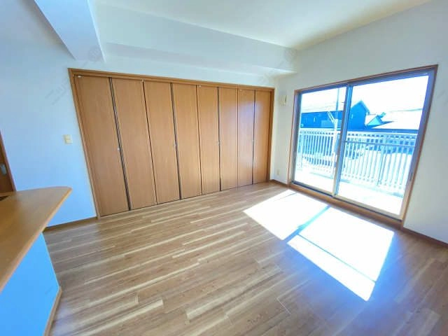 リビング~洋室可変折り戸