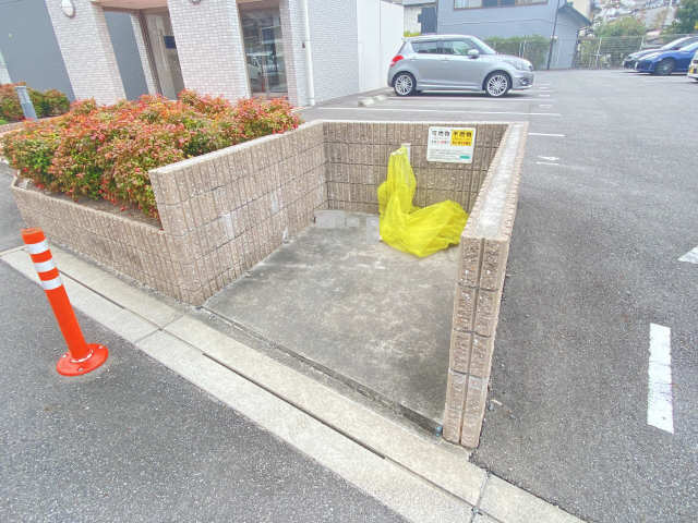 ゴミステーション