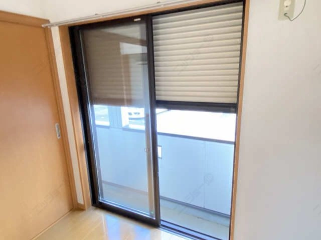 シャッター雨戸