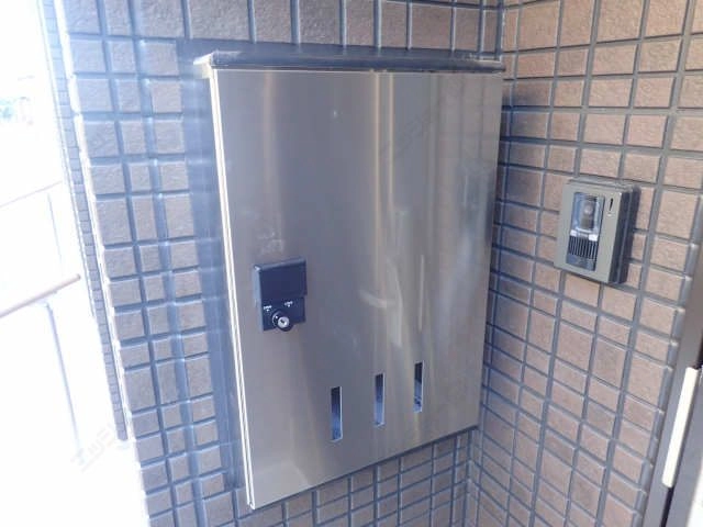 宅配ボックス
