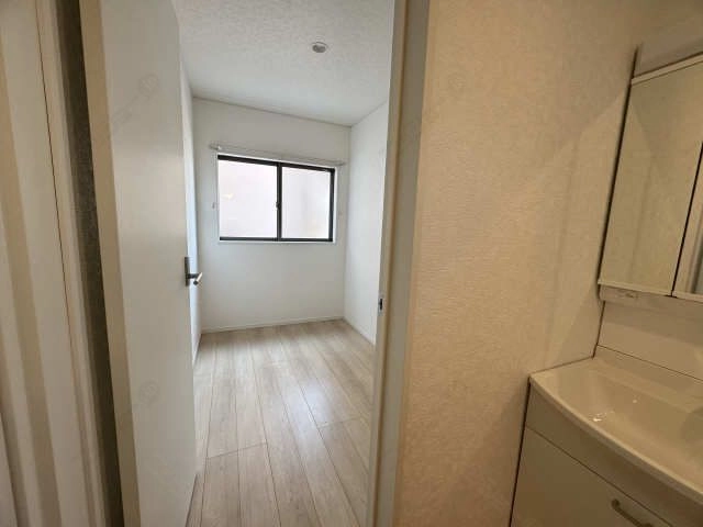 洗面所横ユーテリティルーム