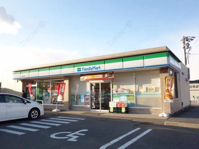 コンビニ　ファミリ―マ―ト