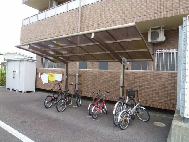 駐輪  場