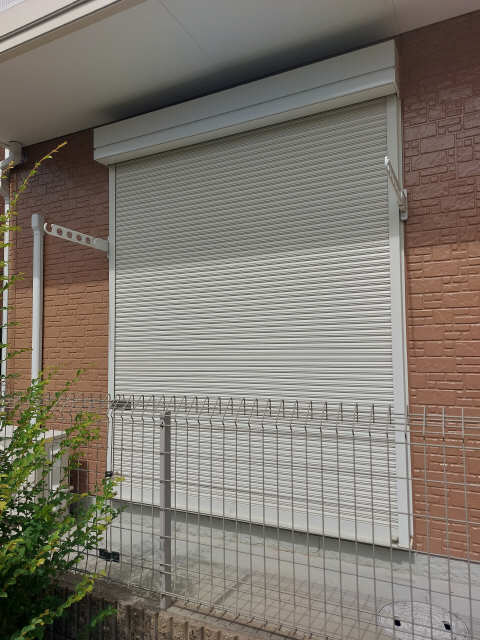 シャッター雨戸