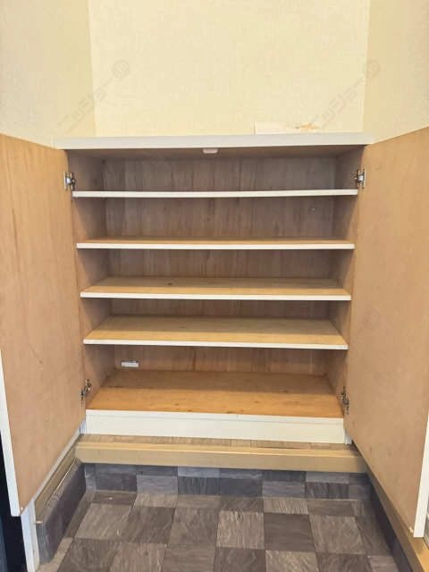 シューズボックス