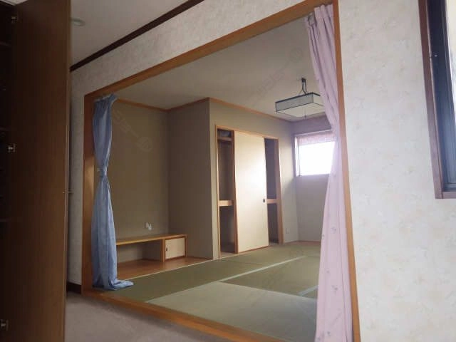 2階北和室（引き戸無し）