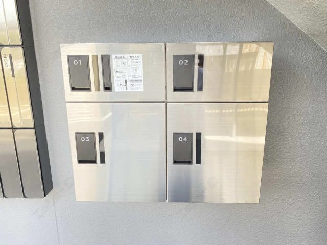 宅配ボックス