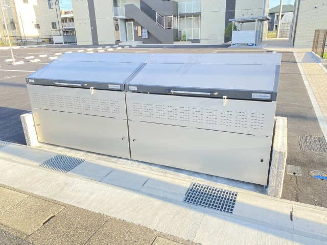 ゴミ捨て場