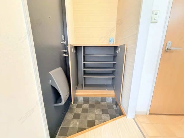シューズボックス