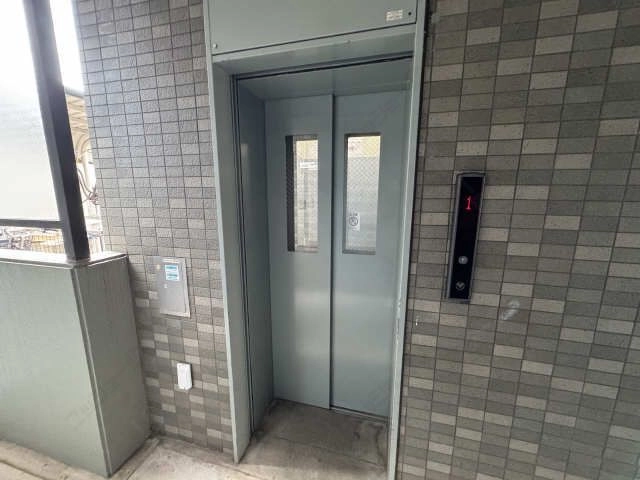 エレベーター