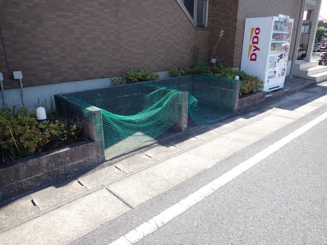 ごみ置き場