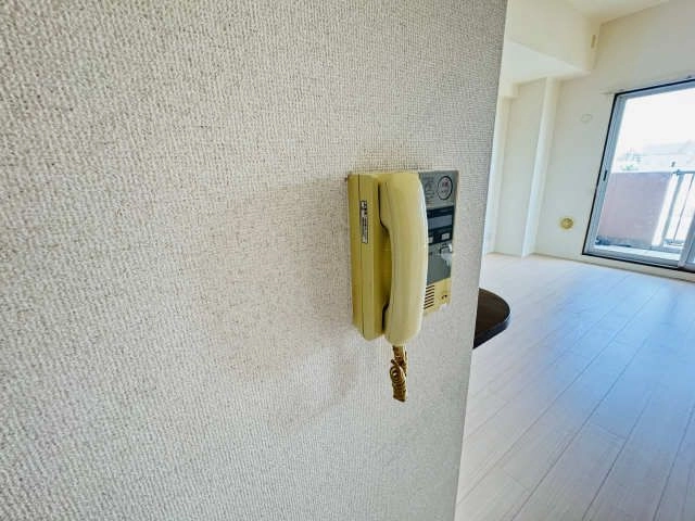 インターホン
