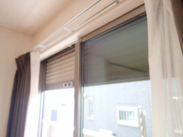 シャッター雨戸