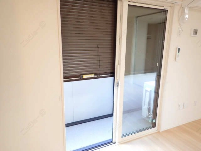 シャッター雨戸