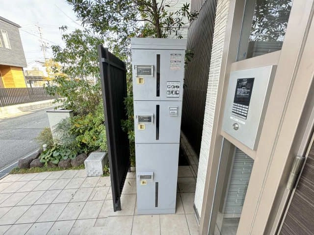 宅配ボックス