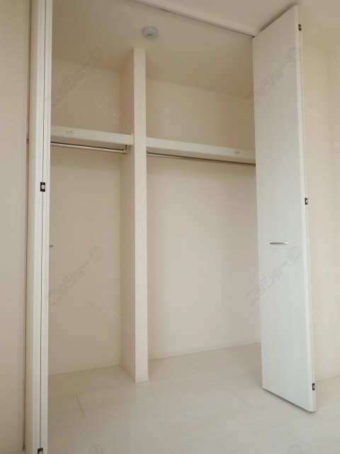 北洋室ウォークインクローゼット