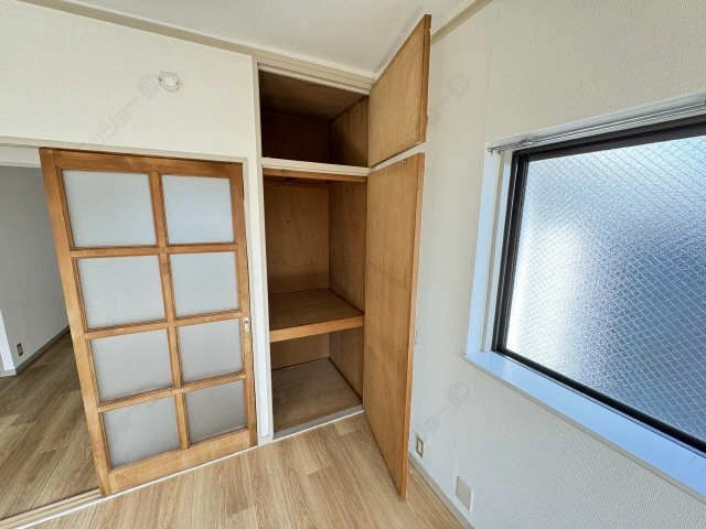 洋室収納