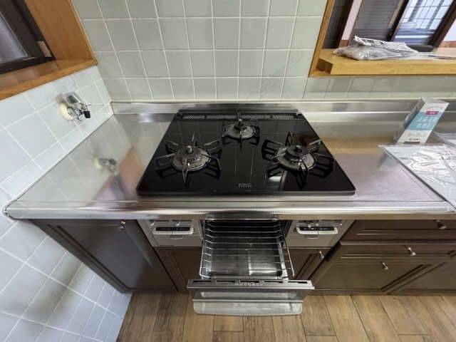 グリル付き3口コンロ