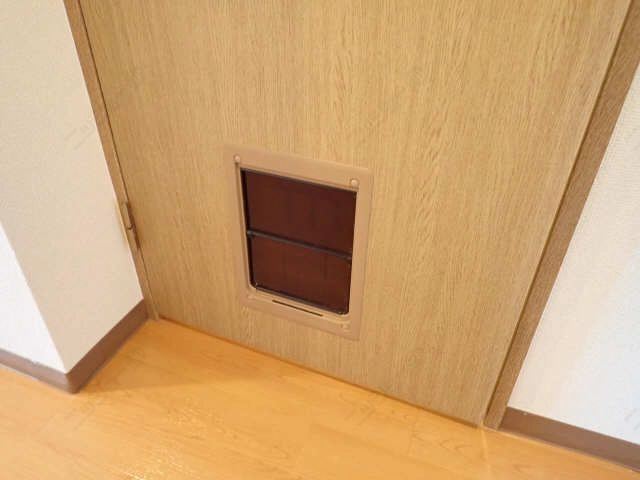 ペットくぐり戸