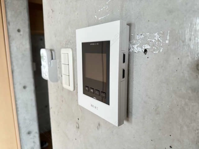 モニター付きインターホン