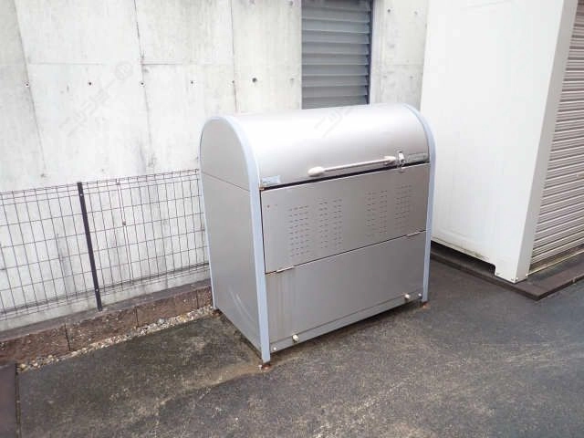 ゴミ捨て場