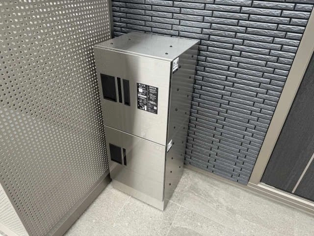 宅配ボックス