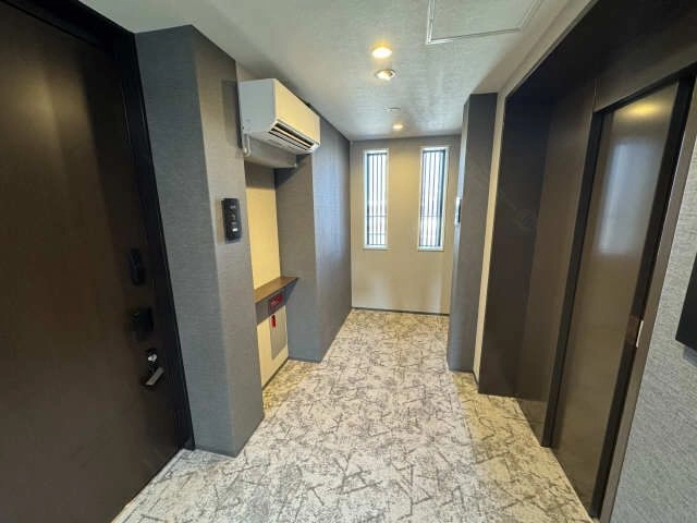 ３階エントランス