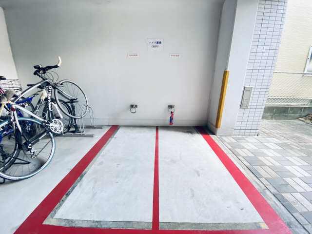 有料バイク置場