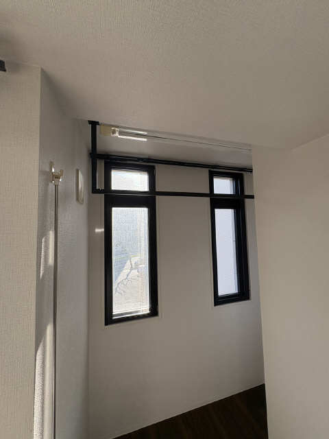 ハンガーパイプ