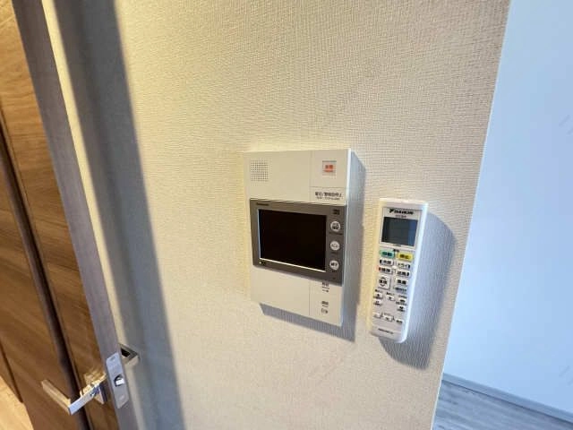 モニター付きインターホン