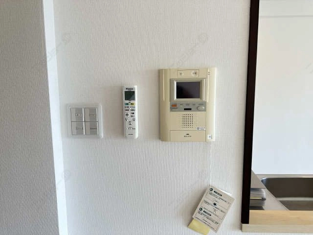 モニター付きインターホン