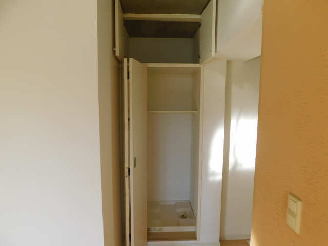 洗濯機置場上棚