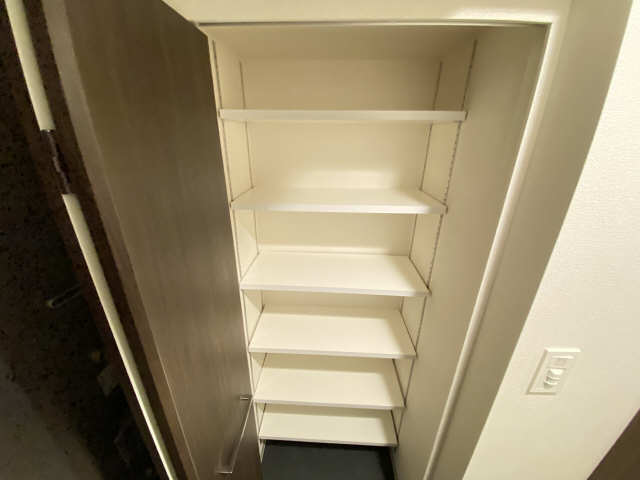 シューズボックス